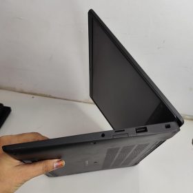 Dell Latitude 7300